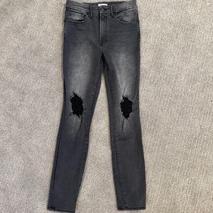 Good American, Good Legs Always Fits Gray Denim, size 6-12. EUC